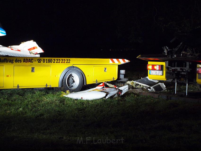 Kleinflugzeug abgestuerzt Sankt Augustin Meindorf P367.JPG